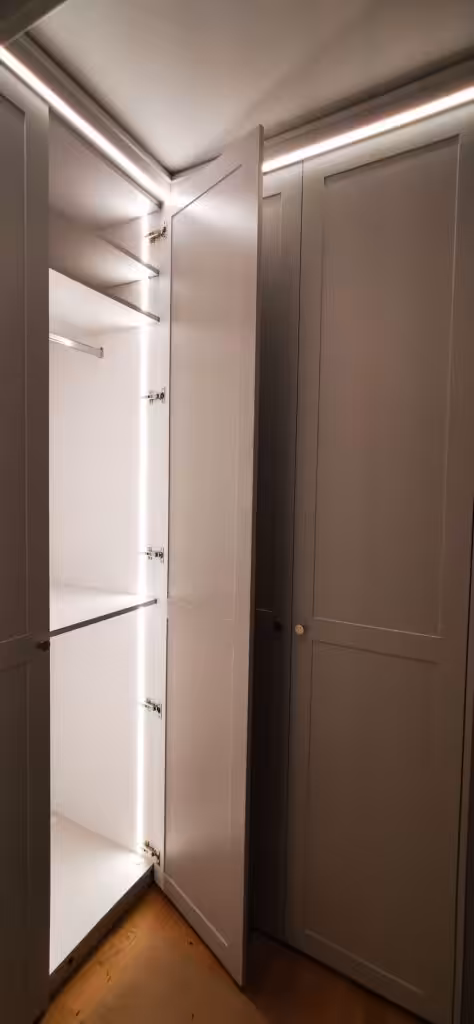 2300 schraenke img 20200225 203038