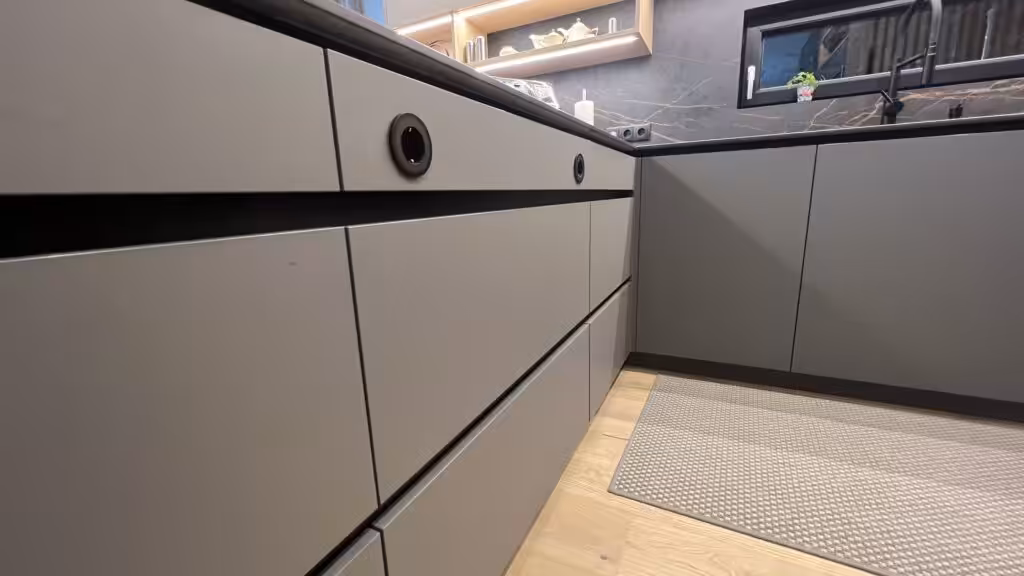 2400 kuechen kreuzerimage00006