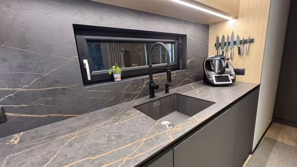 2500 kuechen kreuzerimage00008