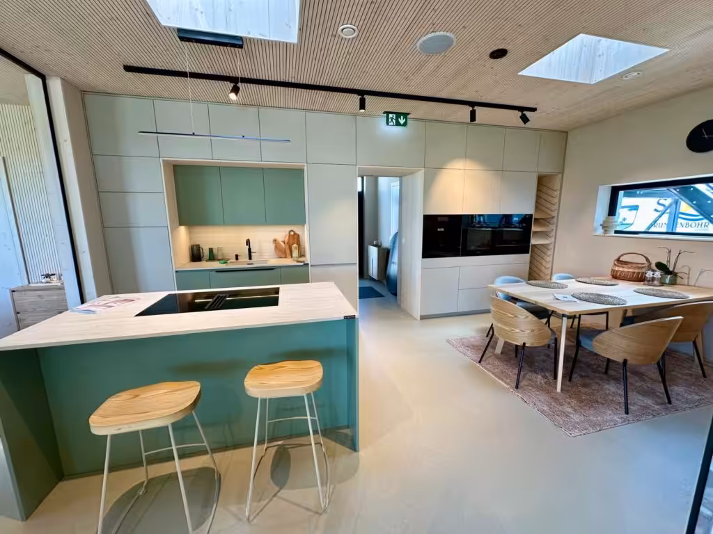 0100 kuechen a eichenherz showroom