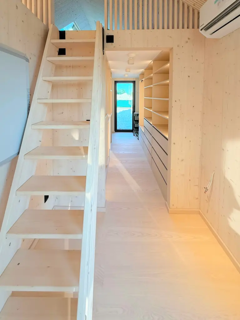 nest showroom 004 corrected cp web